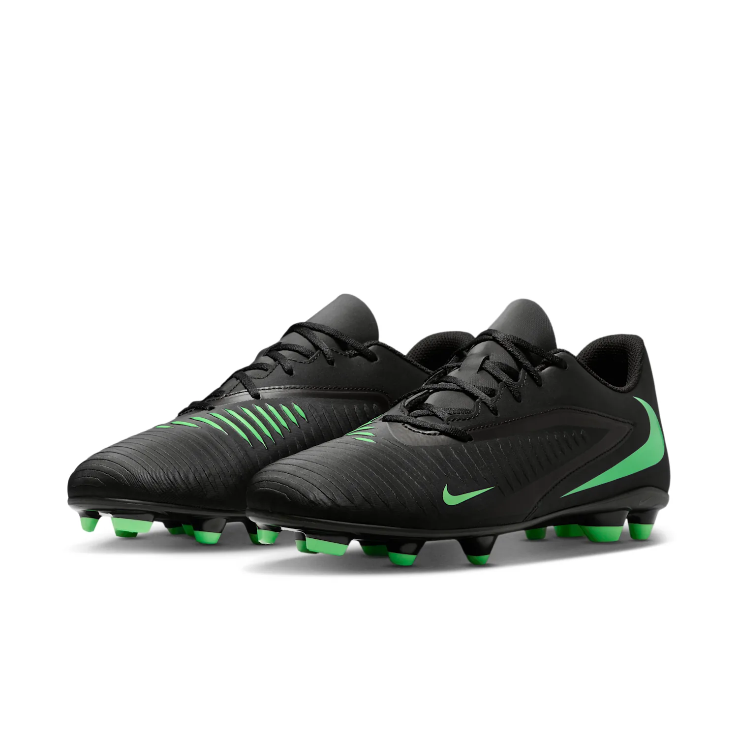 Nike Phantom 6 Low Club image 5