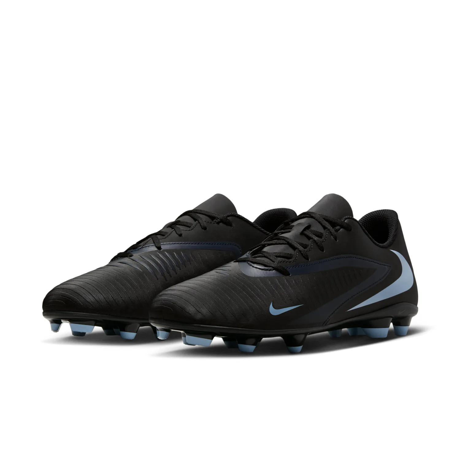 Nike Phantom 6 Low Club image 5