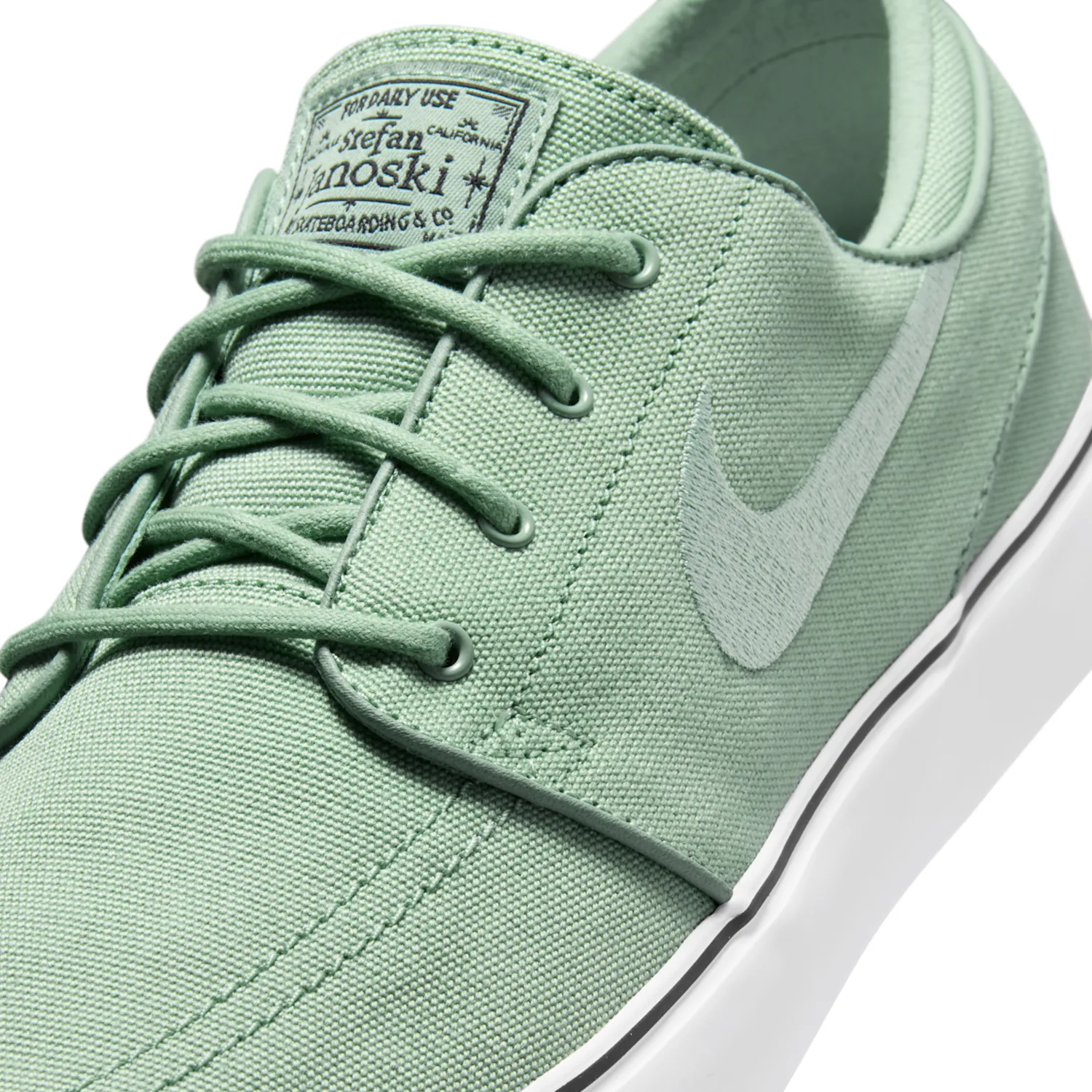 Nike SB Zoom Janoski OG+ Canvas image 7