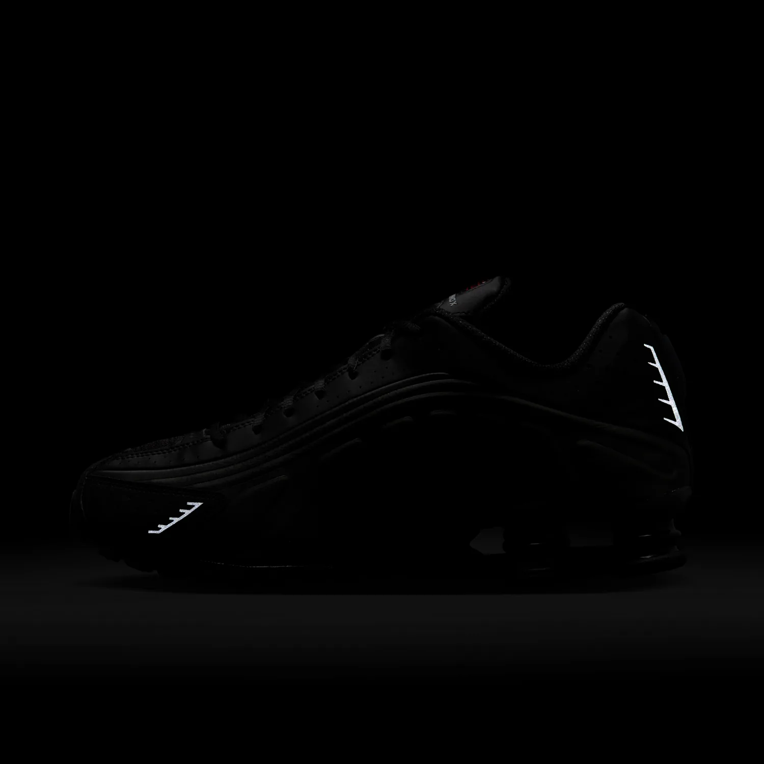Nike Shox R4 image 12