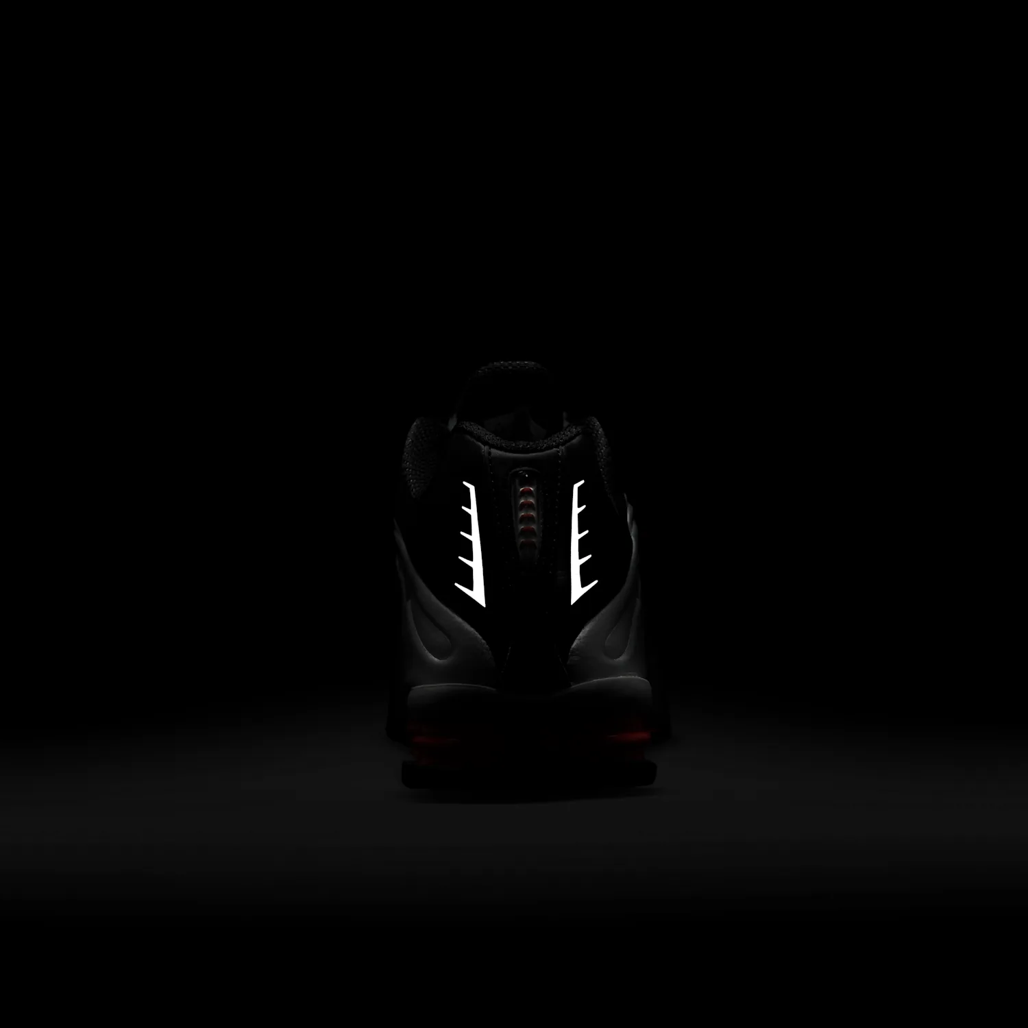 Nike Shox R4 image 10