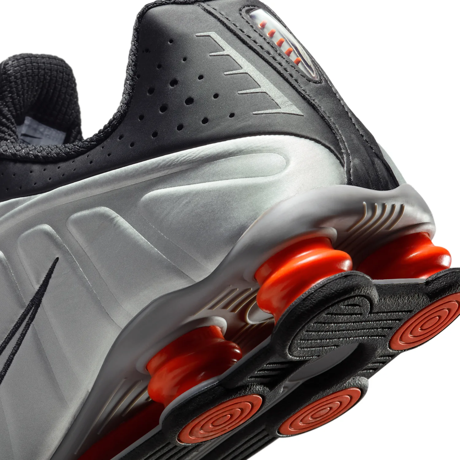 Nike Shox R4 image 8