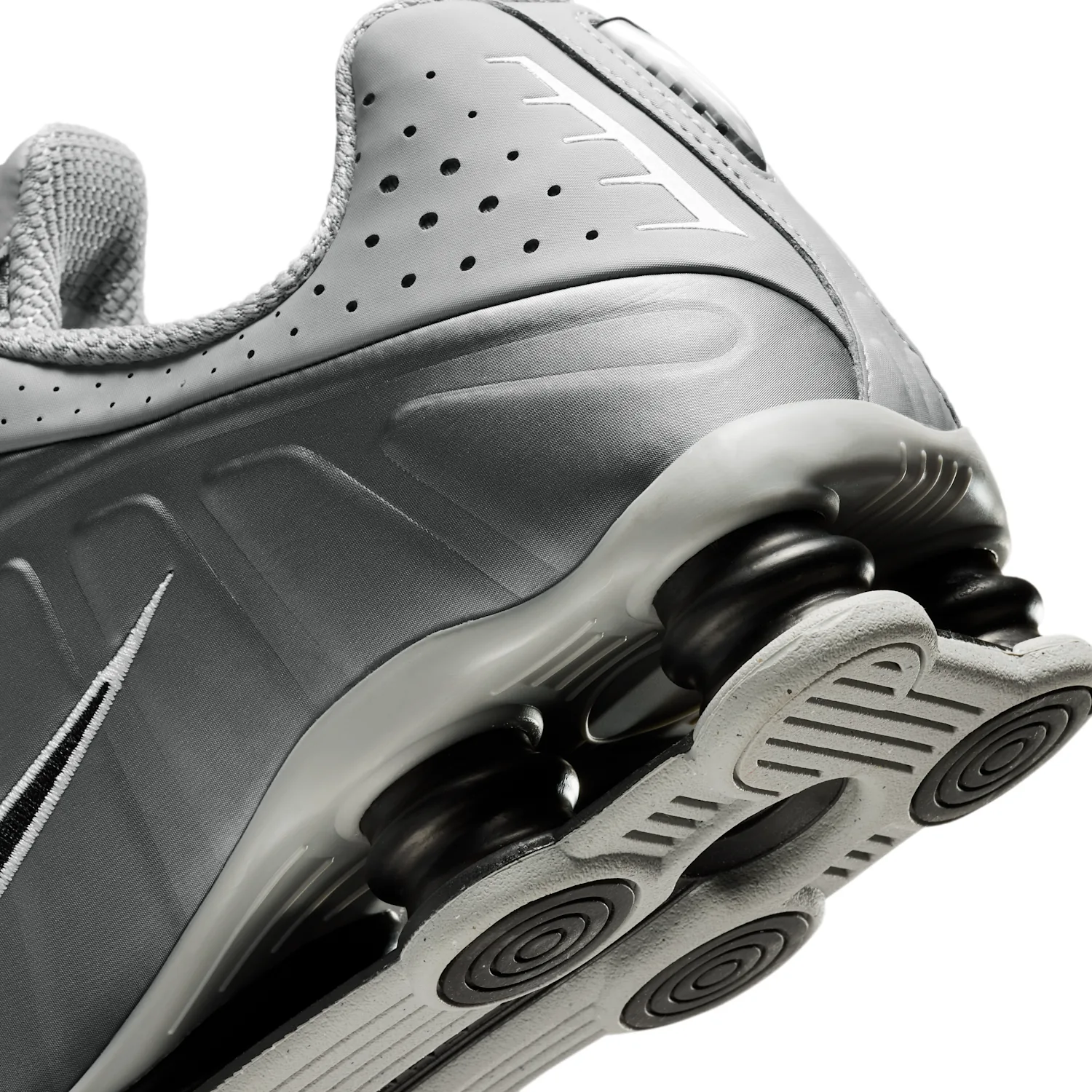 Nike Shox R4 image 8