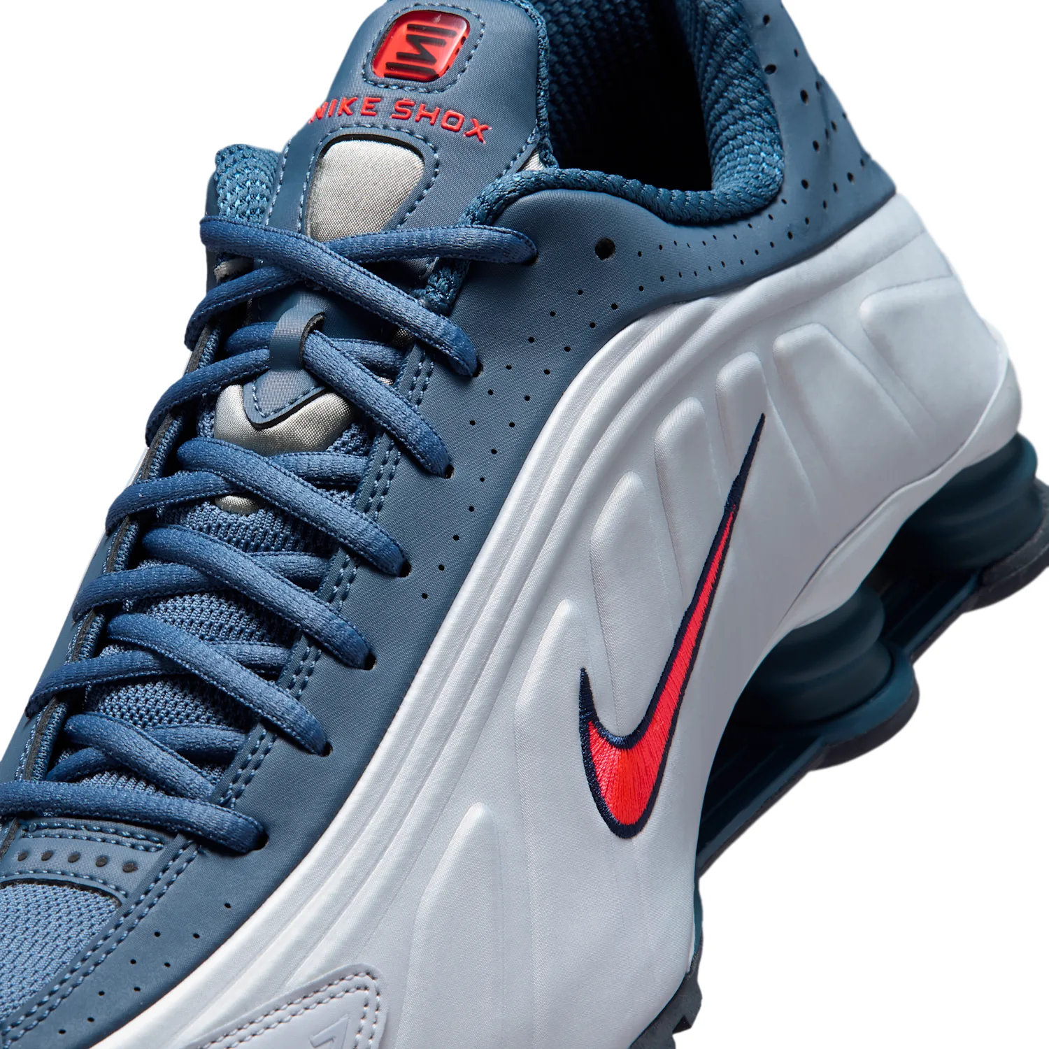 Nike Shox R4 image 7