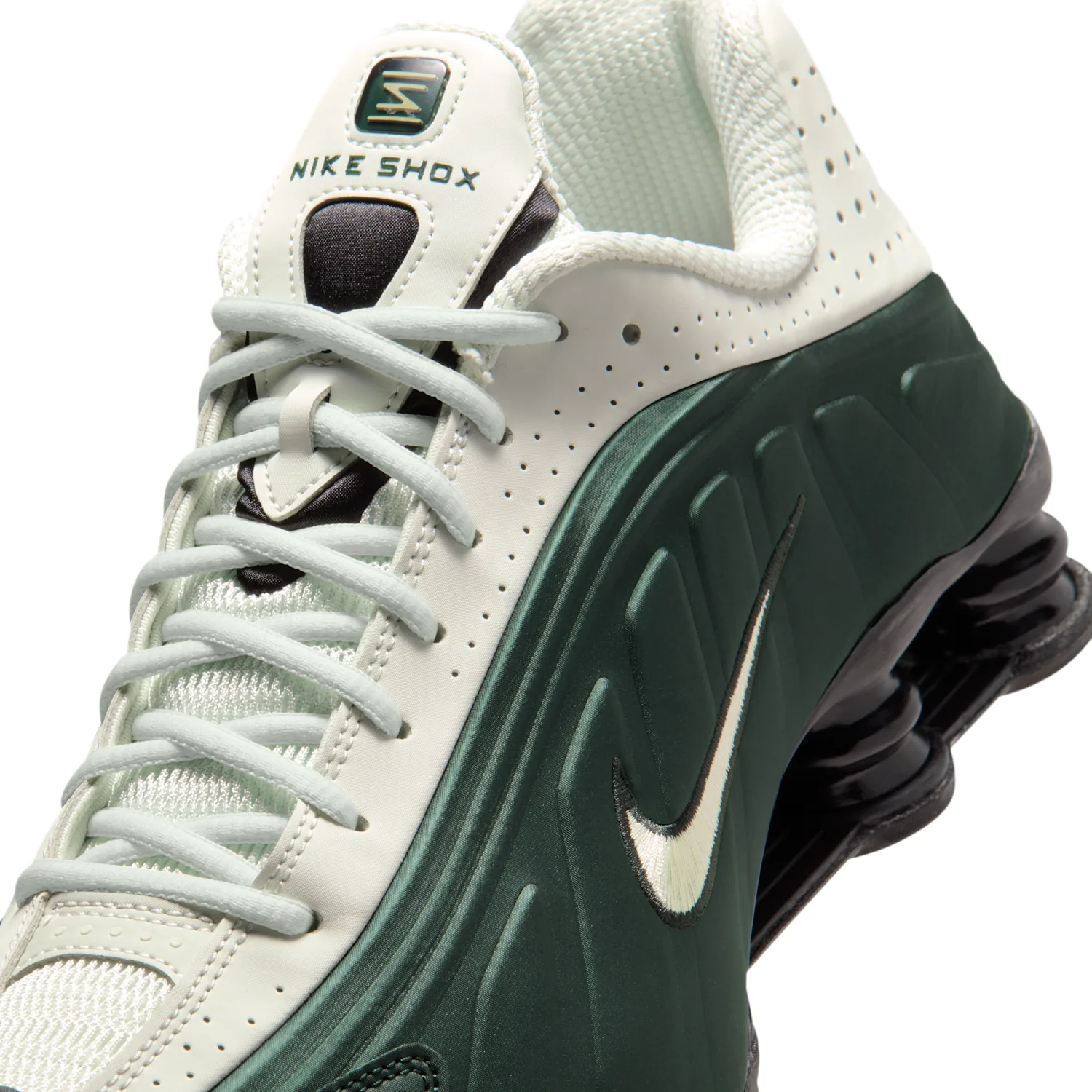 Nike Shox R4 image 7