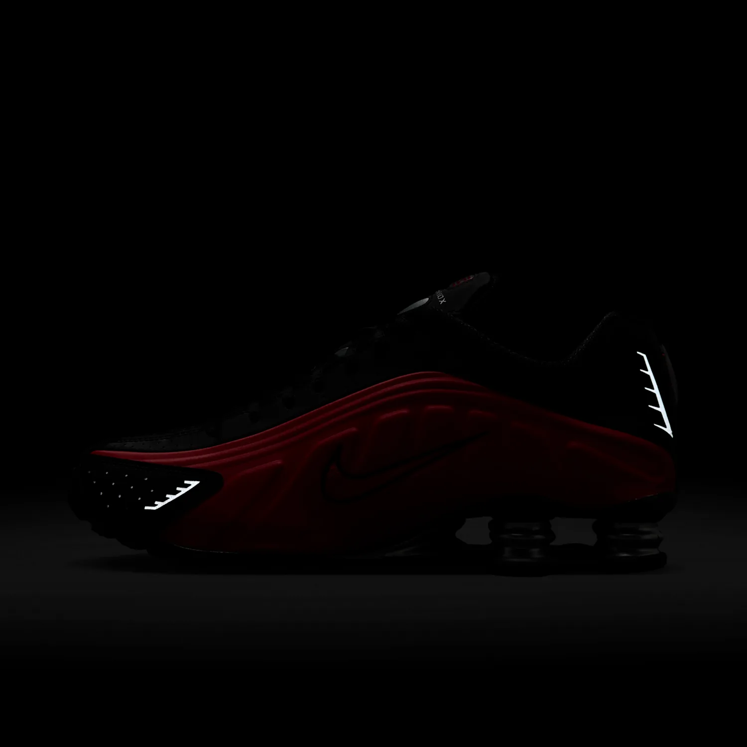 Nike Shox R4 image 4