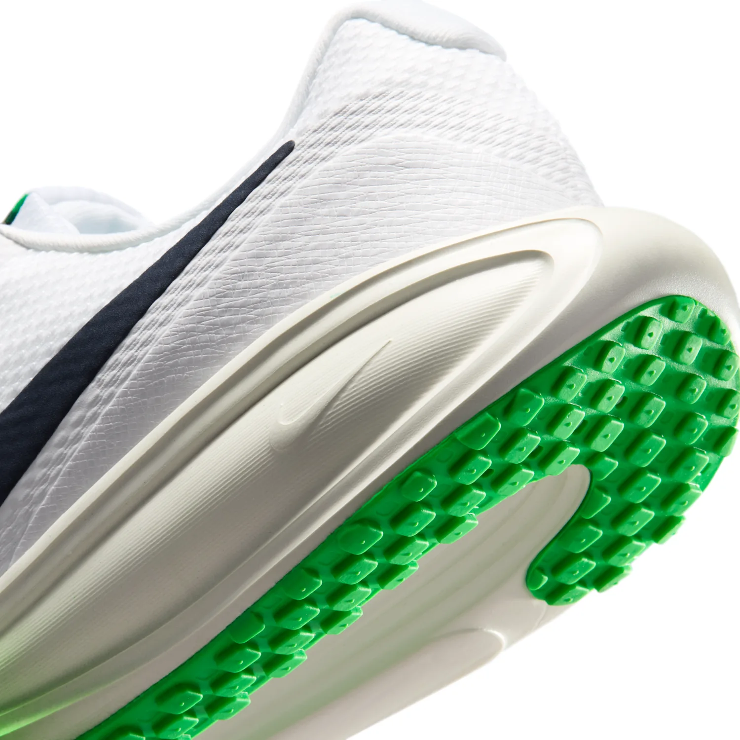Nike Revolution 8 image 8