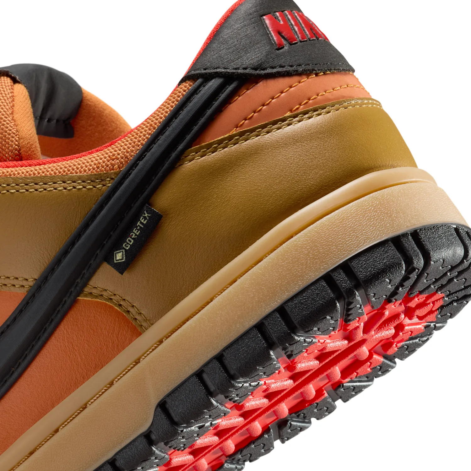 Nike Dunk Low GORE-TEX image 8