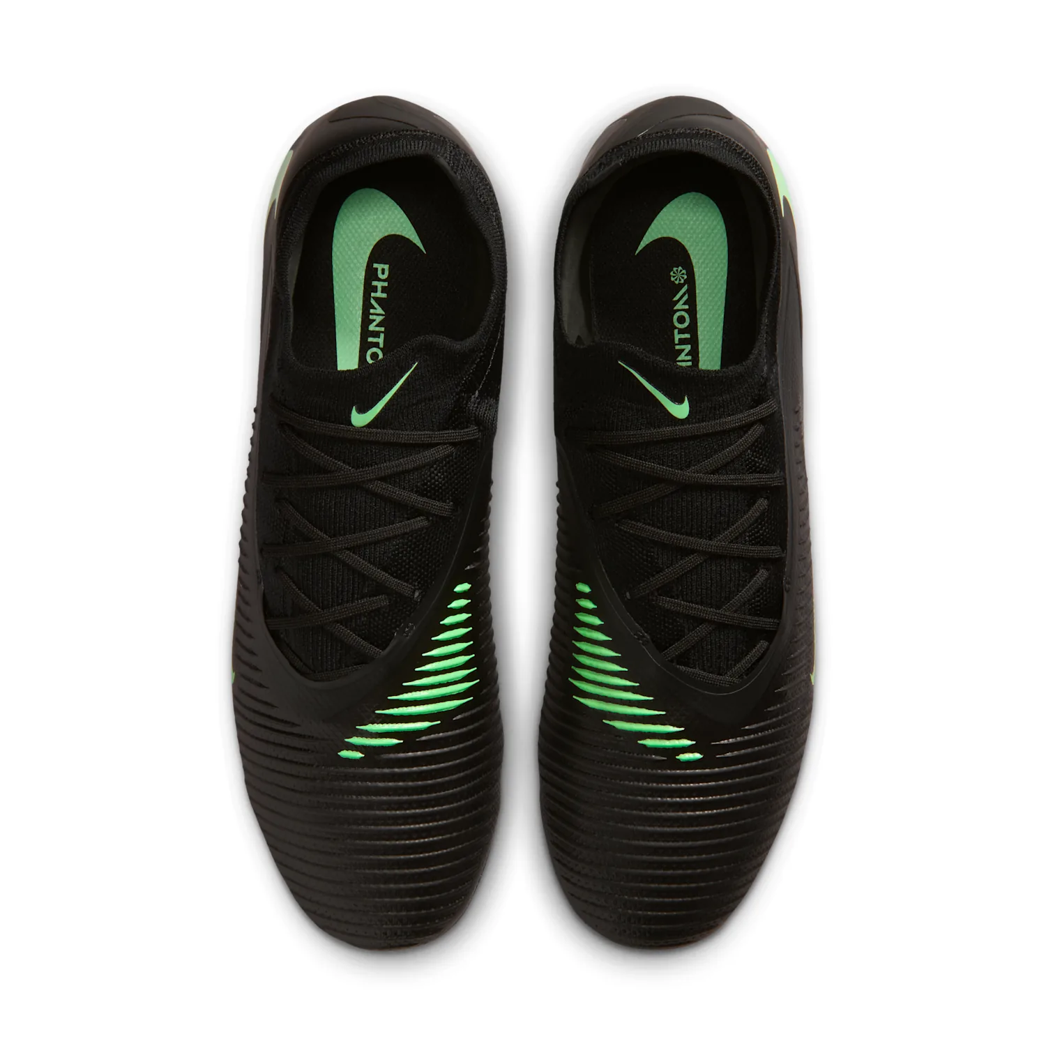 Nike Phantom 6 Low Pro image 4