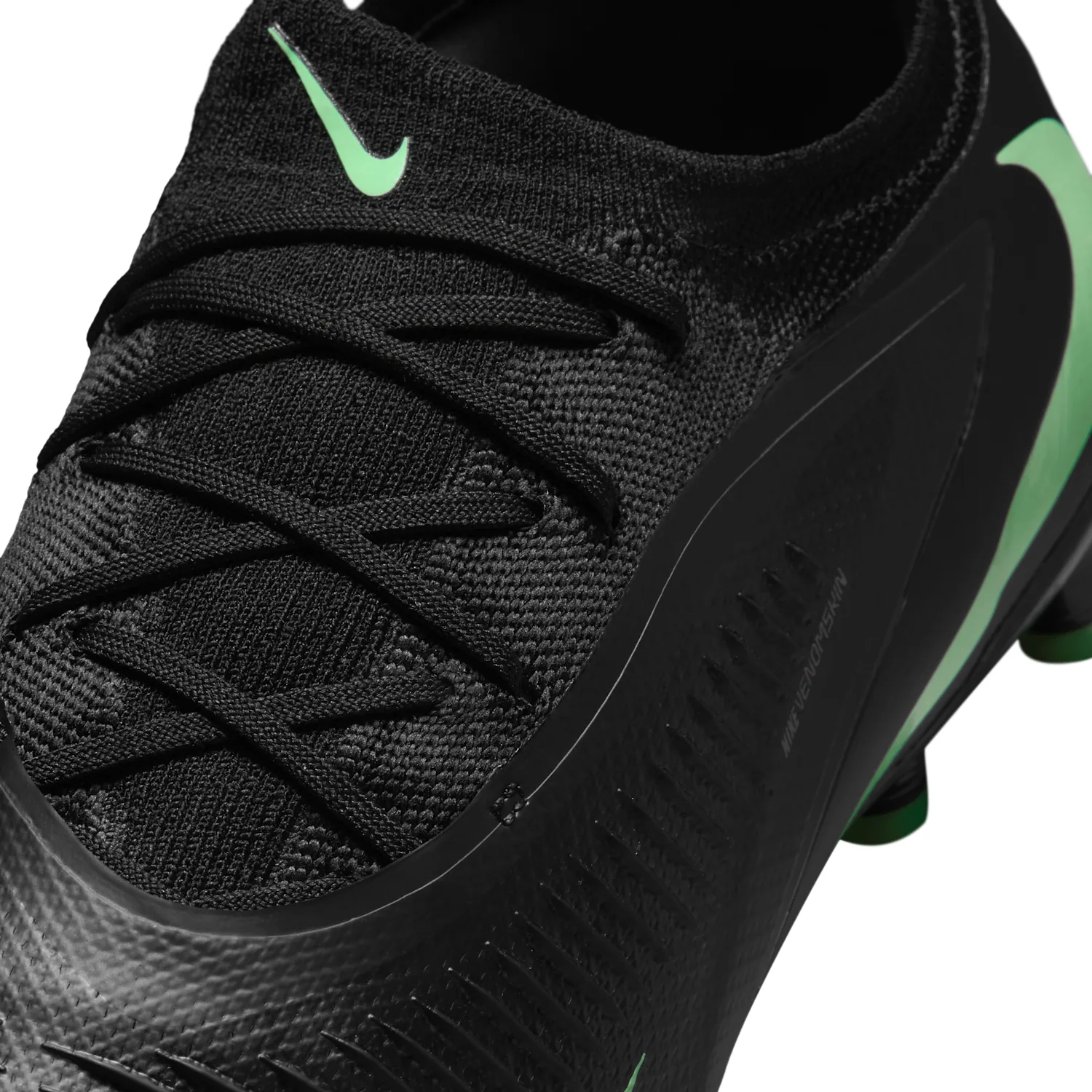 Nike Phantom 6 Low Pro image 8
