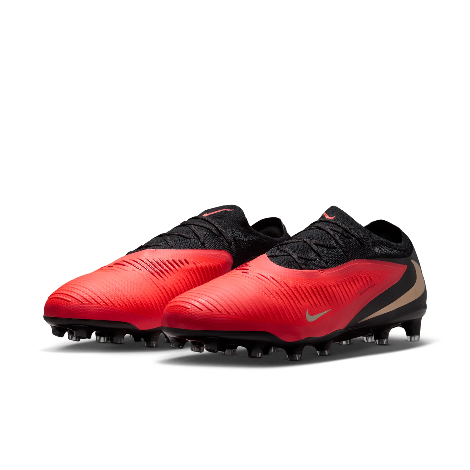 Nike Phantom 6 Low Pro image 5