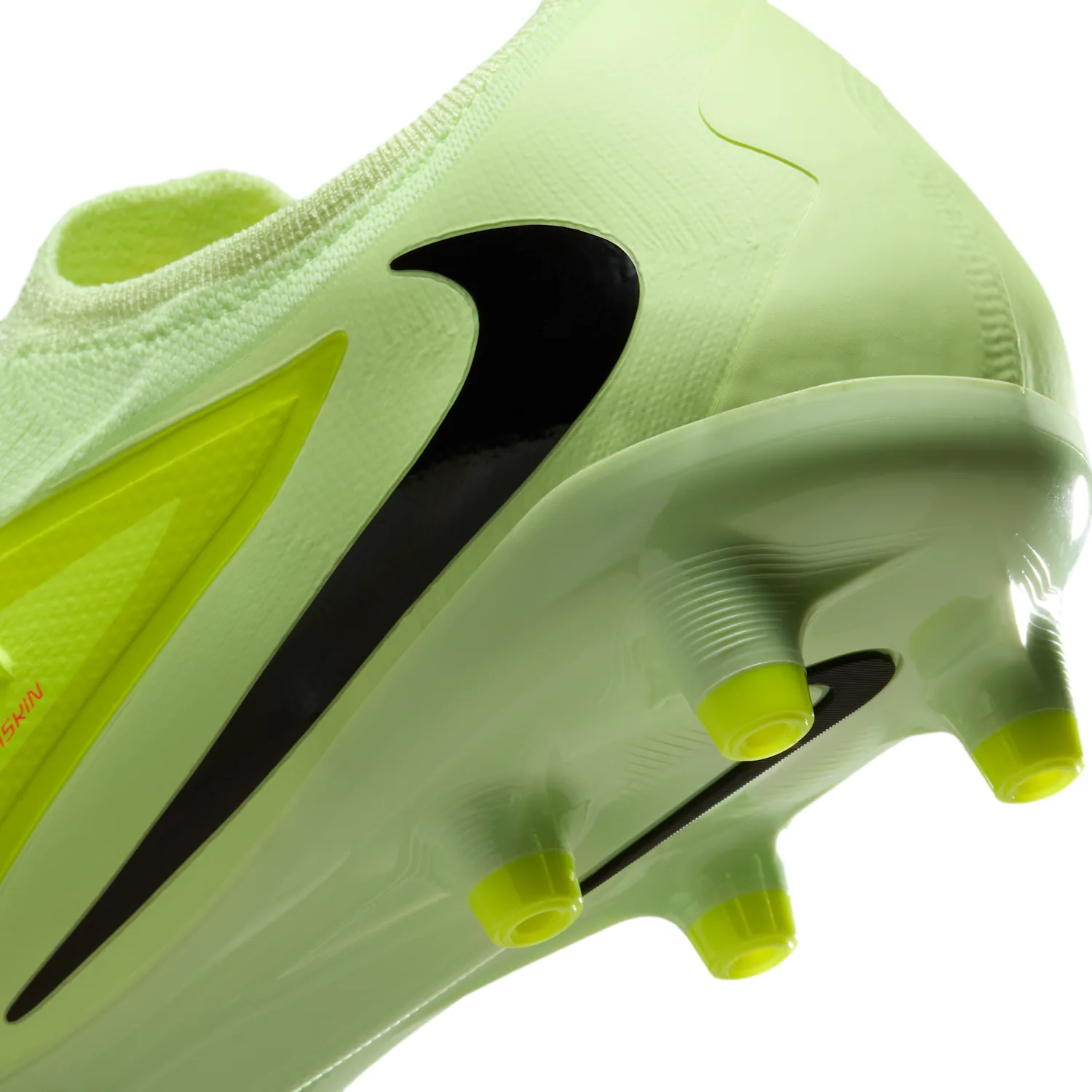 Nike Phantom 6 Low Pro image 9