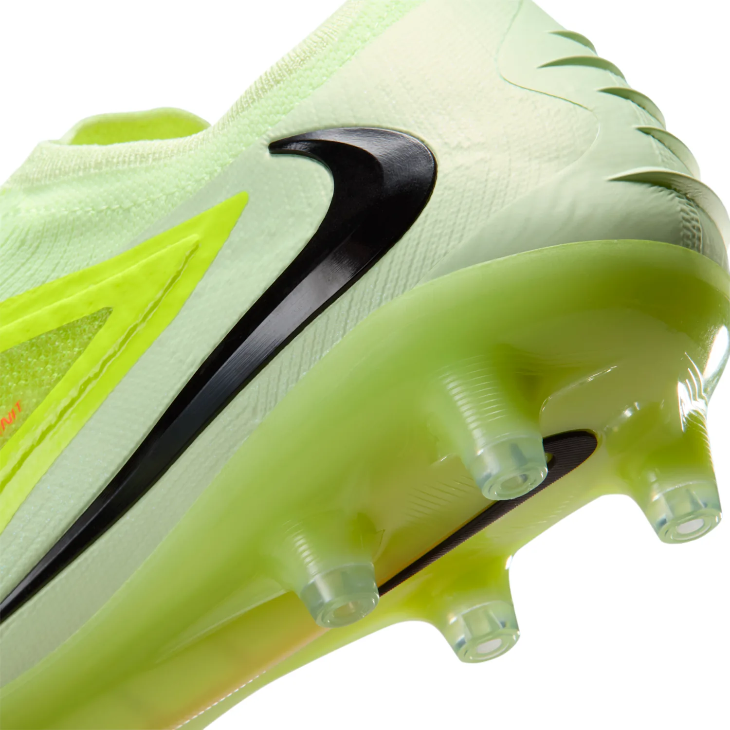 Nike Phantom 6 Low Elite image 10