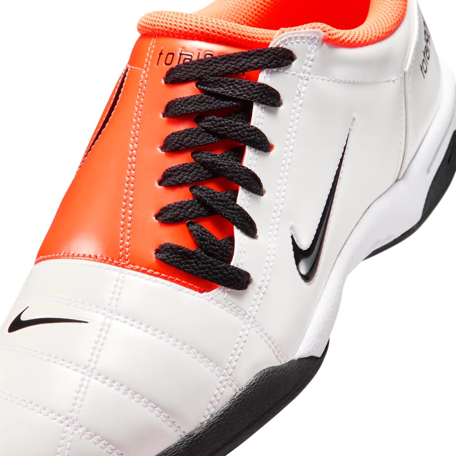 Nike Total 90 image 7