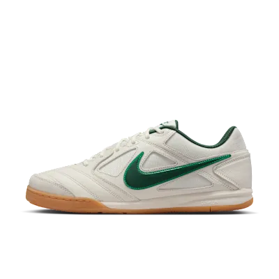 Nike Gato