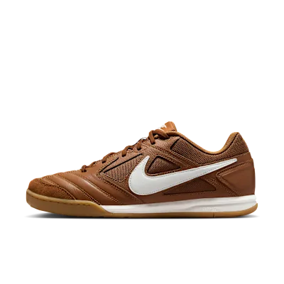 Nike Gato
