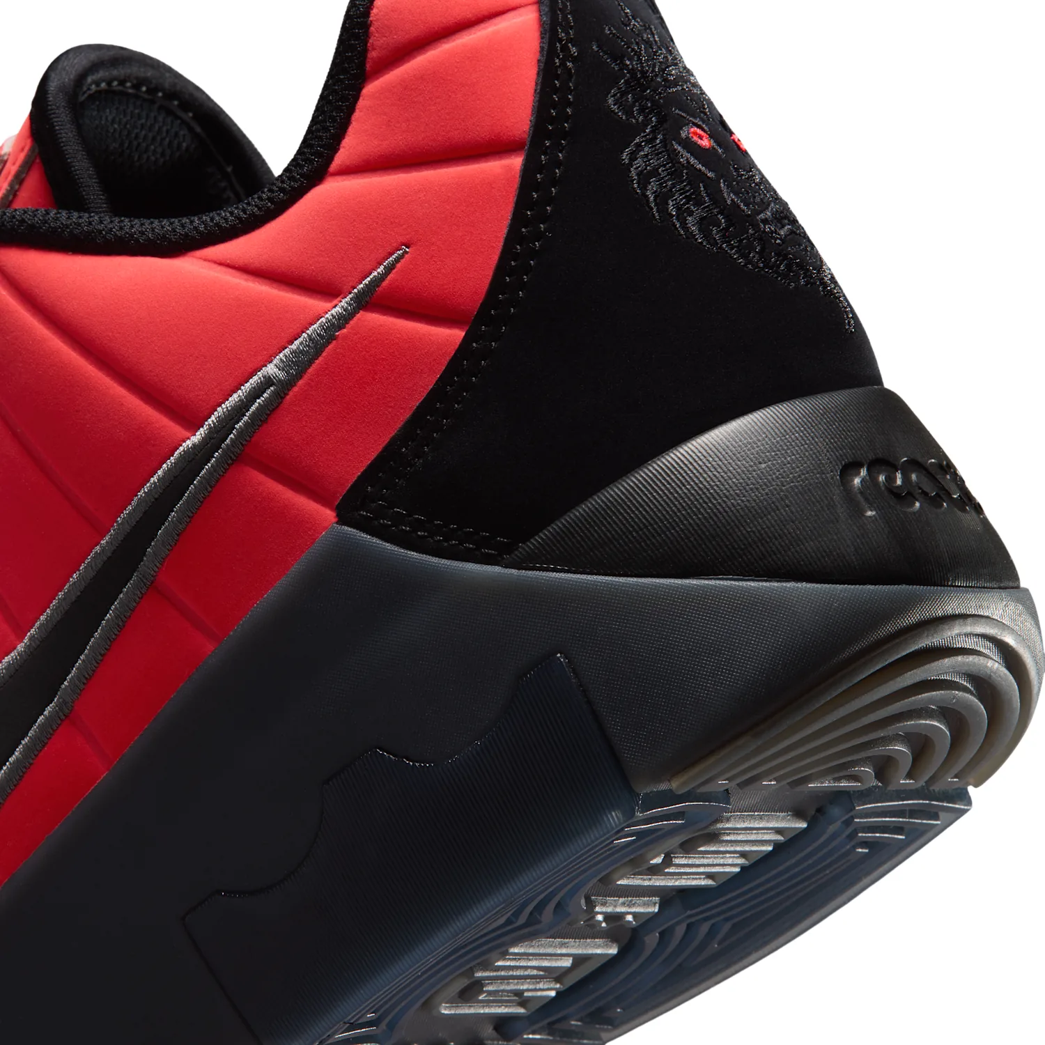 LeBron Witness 9 image 8