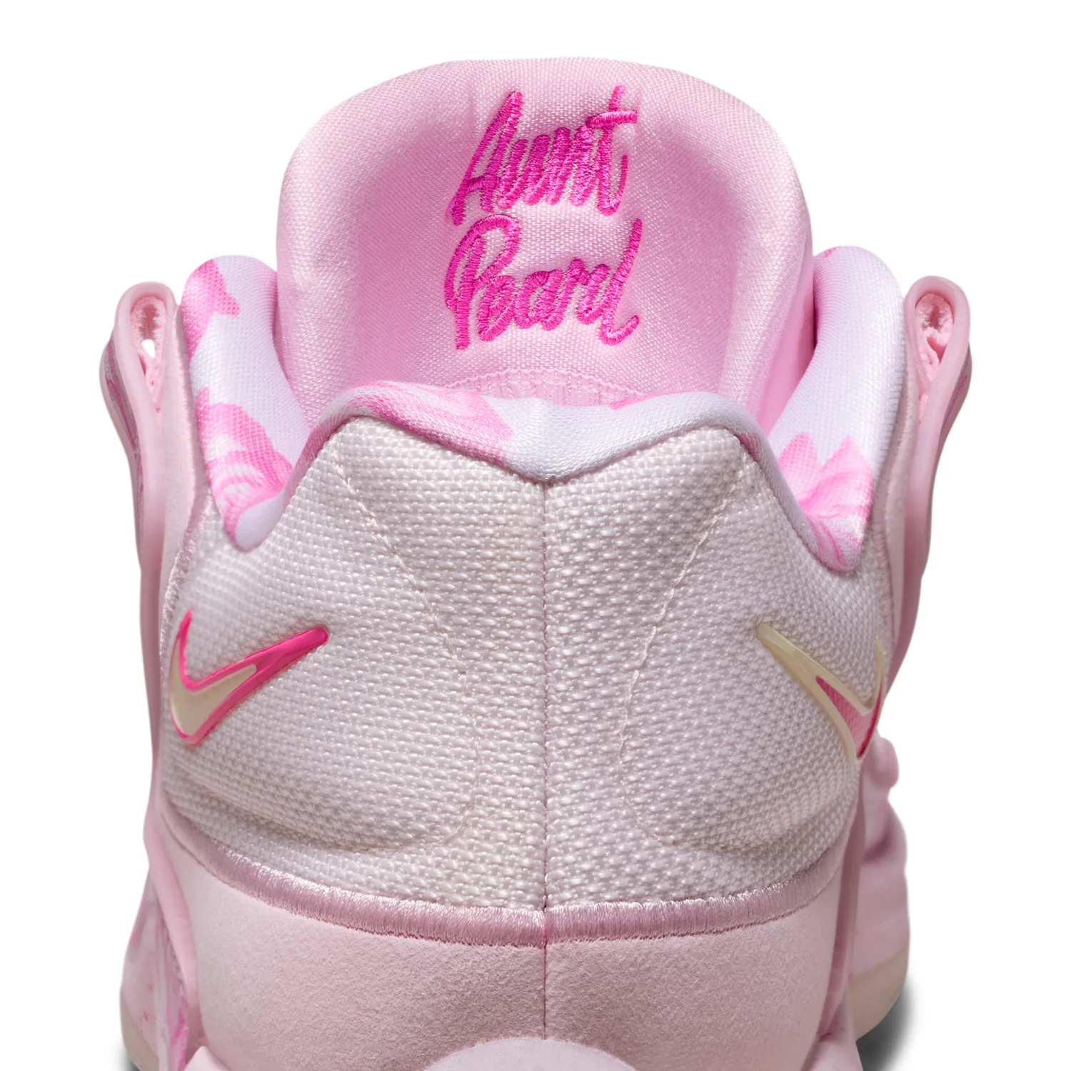 KD18 "Aunt Pearl" image 9