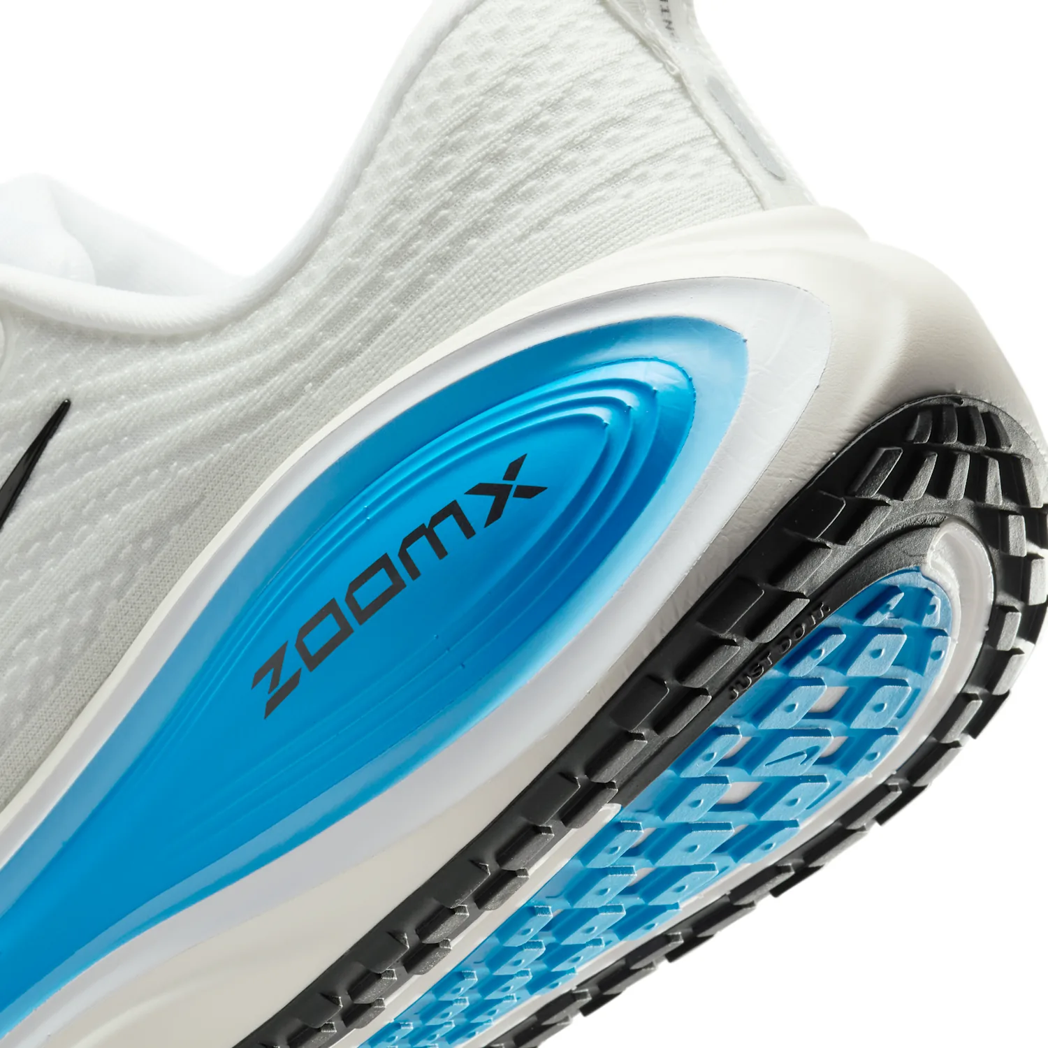 Nike Vomero Plus image 8