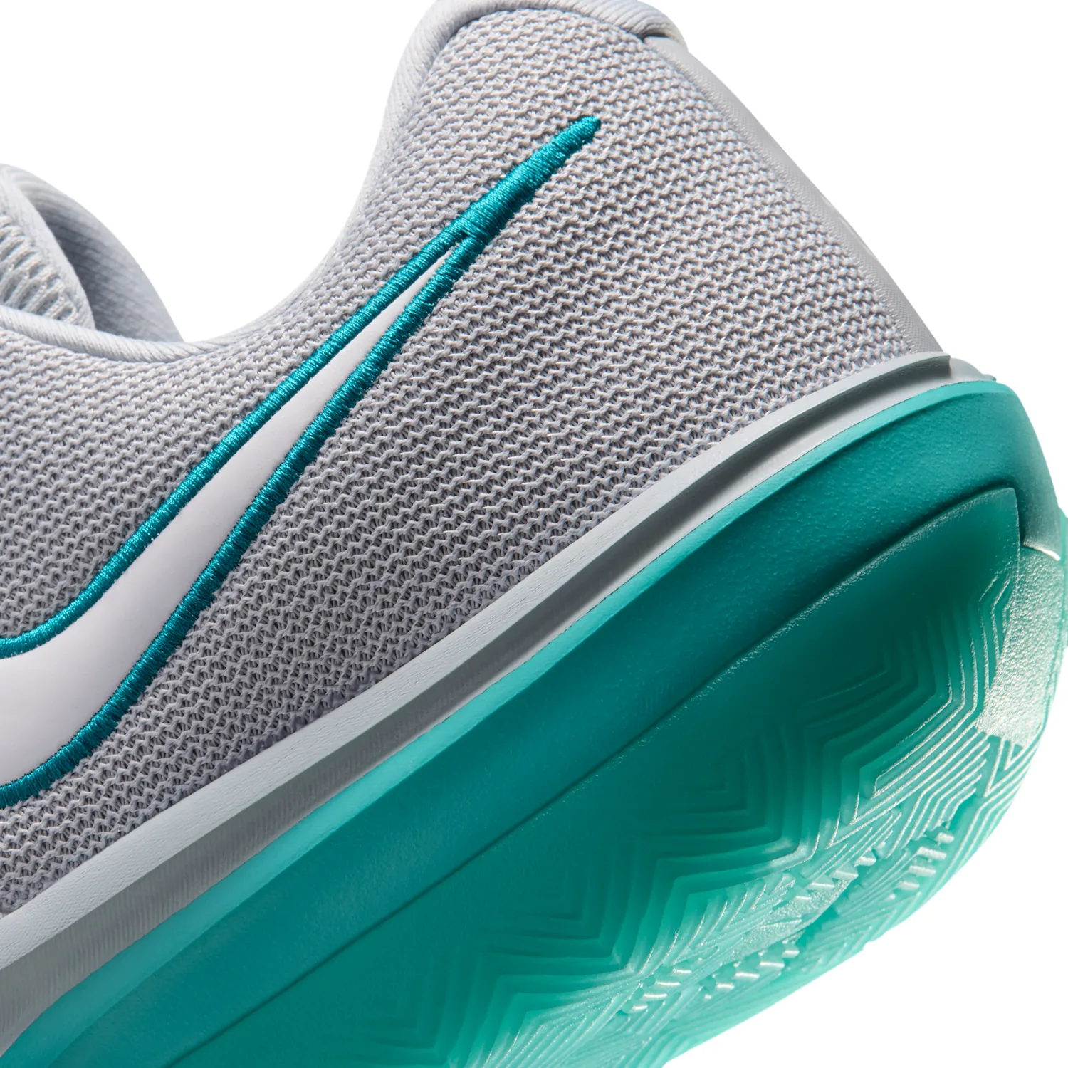 Nike G.T. Cut Academy 2 image 8