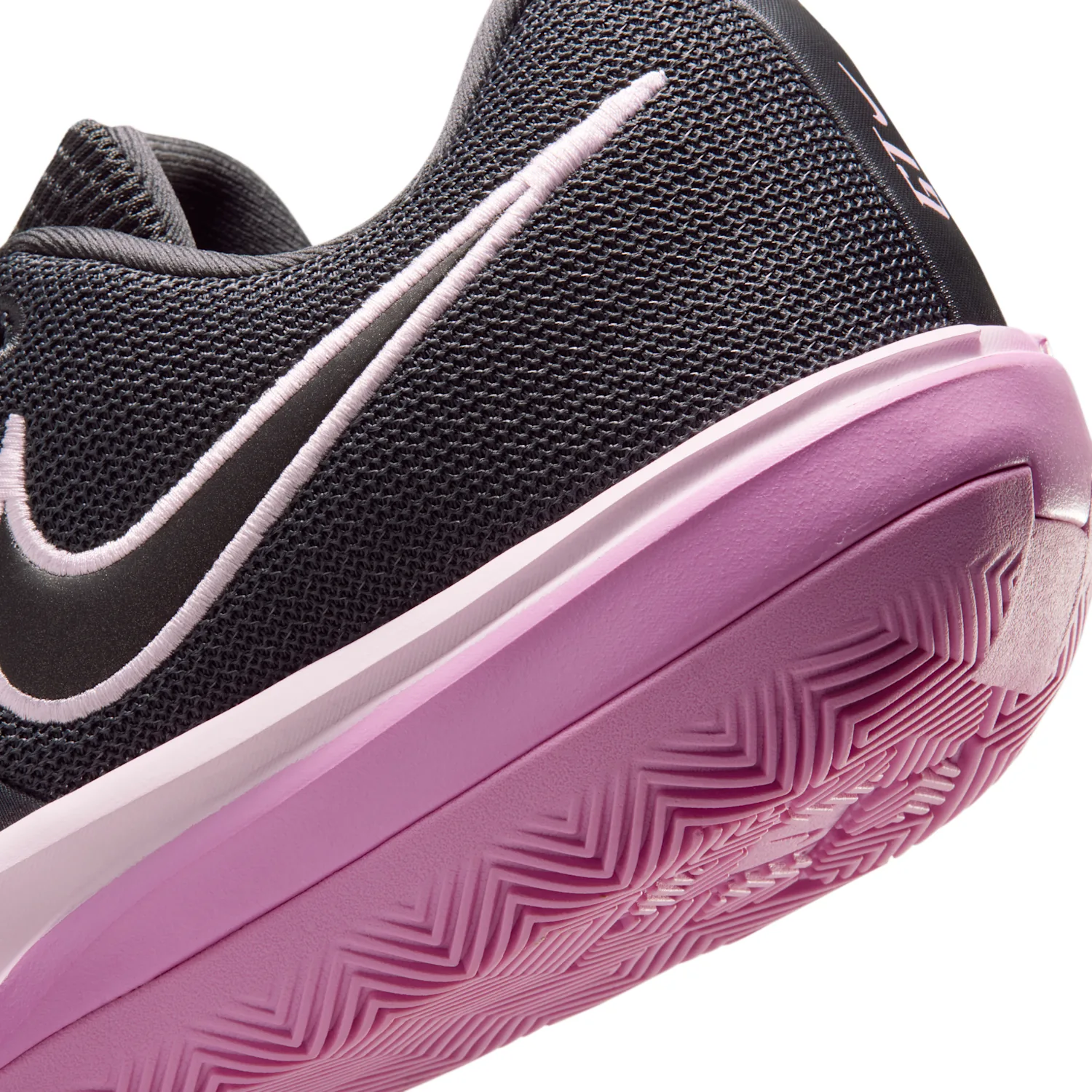 Nike G.T. Cut Academy 2 image 8
