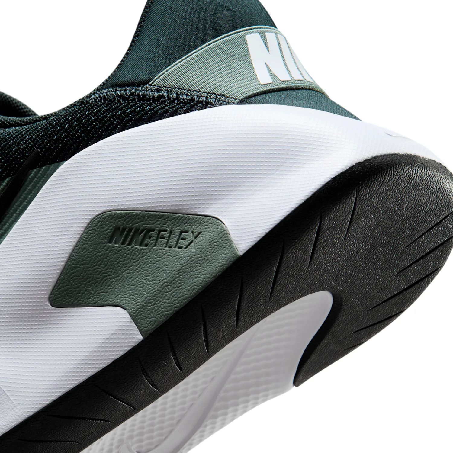 Nike Flex Train image 8