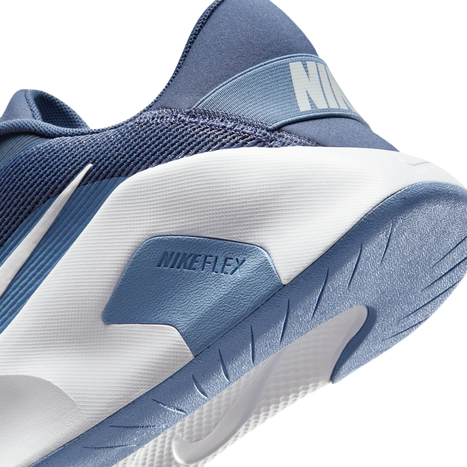 Nike Flex Train image 8