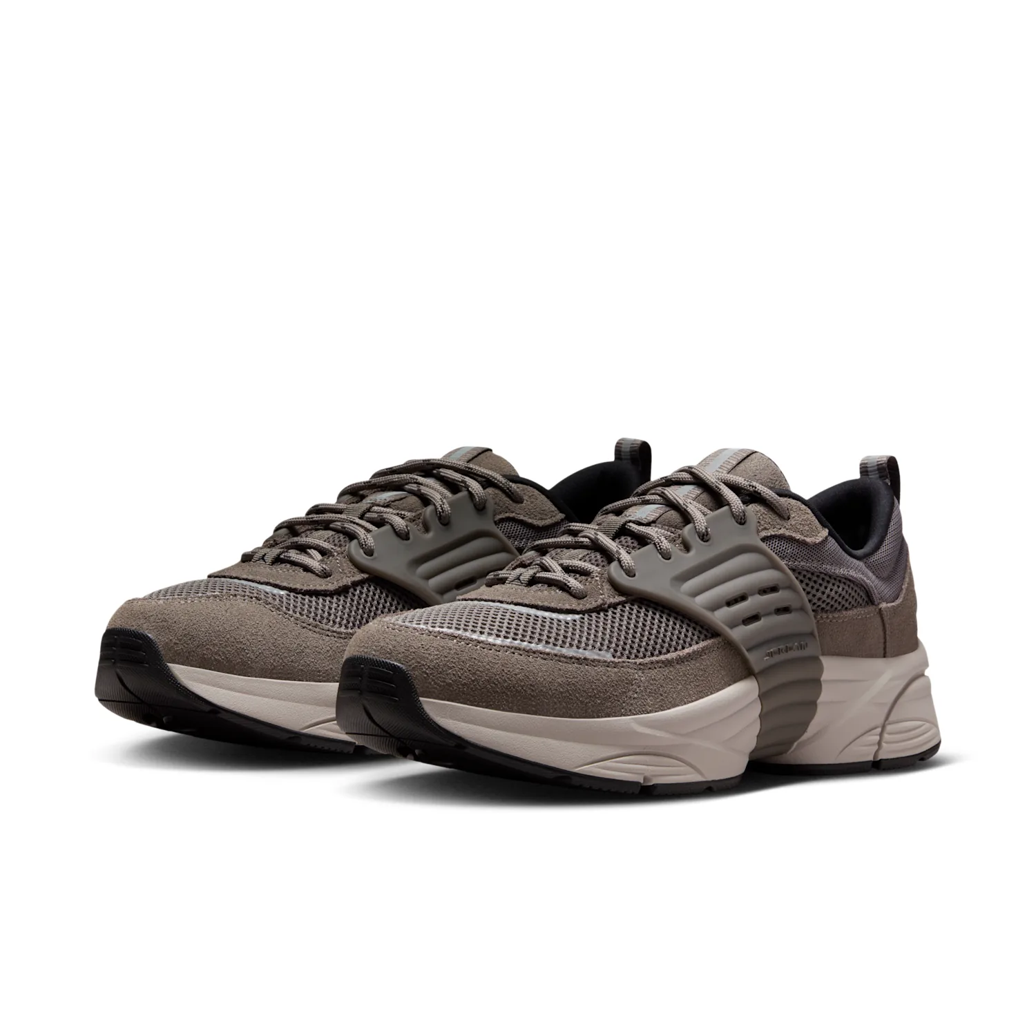 Jordan Trunner O/S image 5