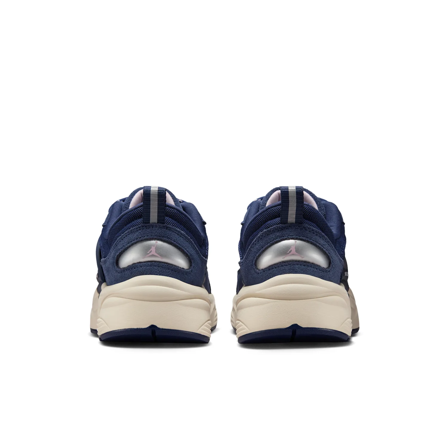 Jordan Trunner O/S image 6