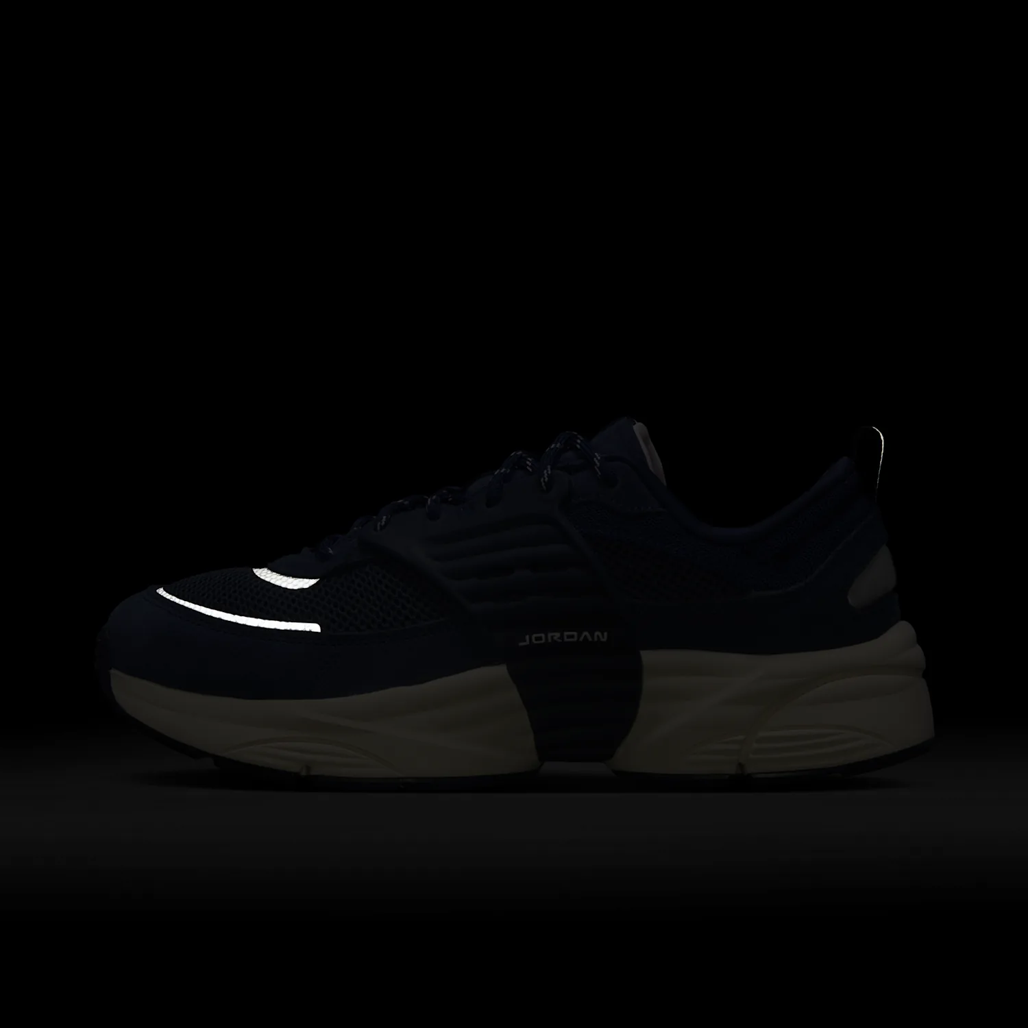 Jordan Trunner O/S image 9