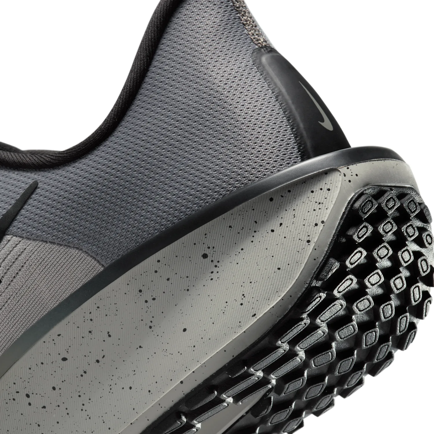 Nike Quest 6 image 8