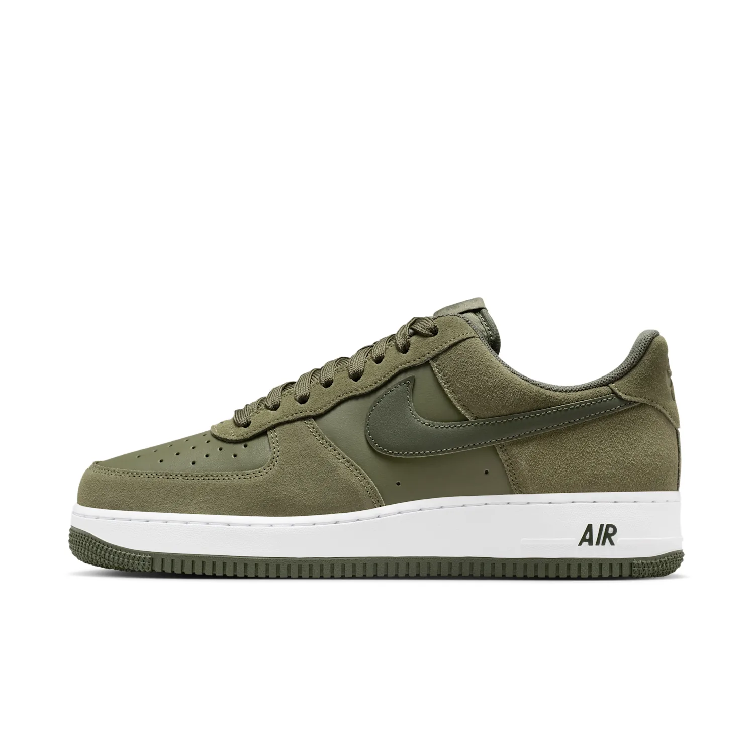 Nike Air Force 1 '07 LV8