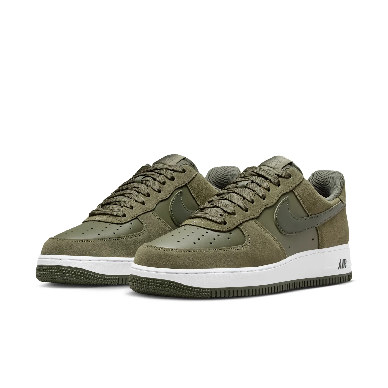 Nike Air Force 1 '07 LV8 image 5