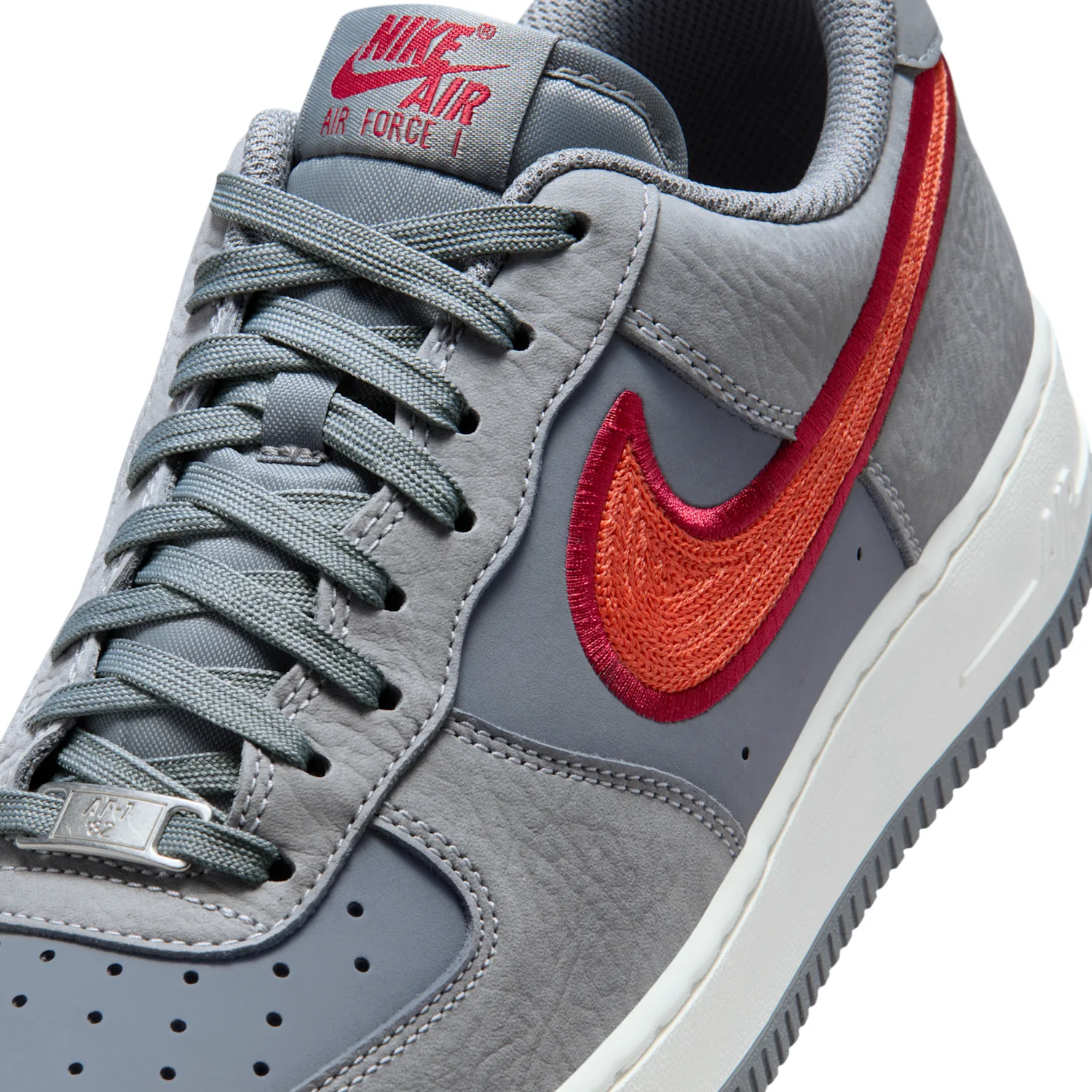 Nike Air Force 1 '07 LV8 image 7