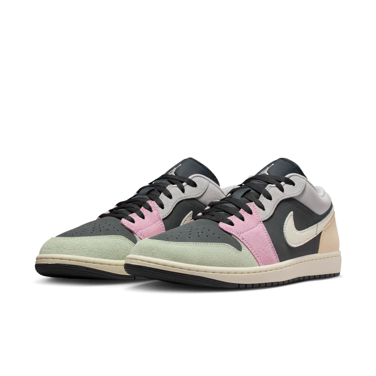 Air Jordan 1 Low SE image 5