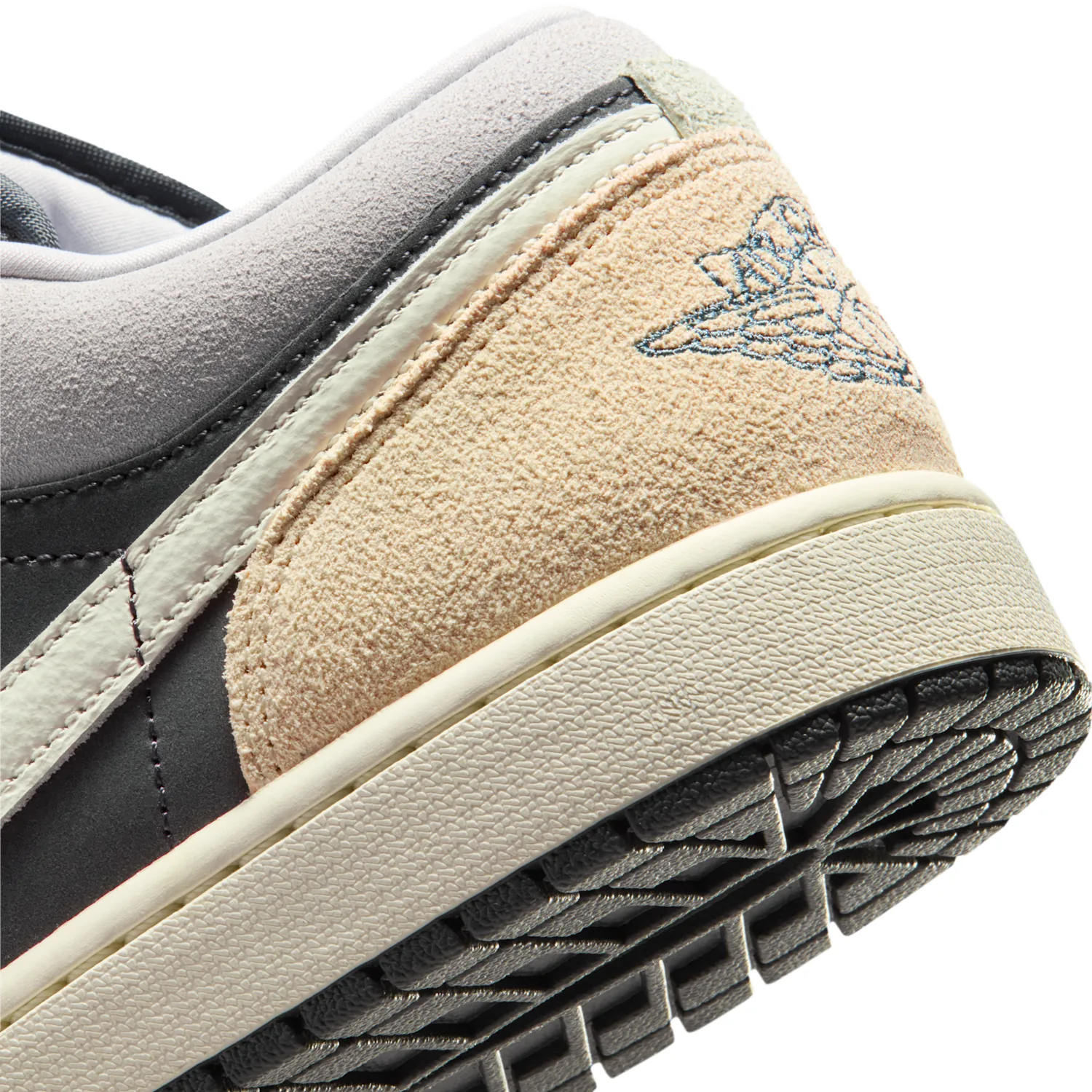 Air Jordan 1 Low SE image 8
