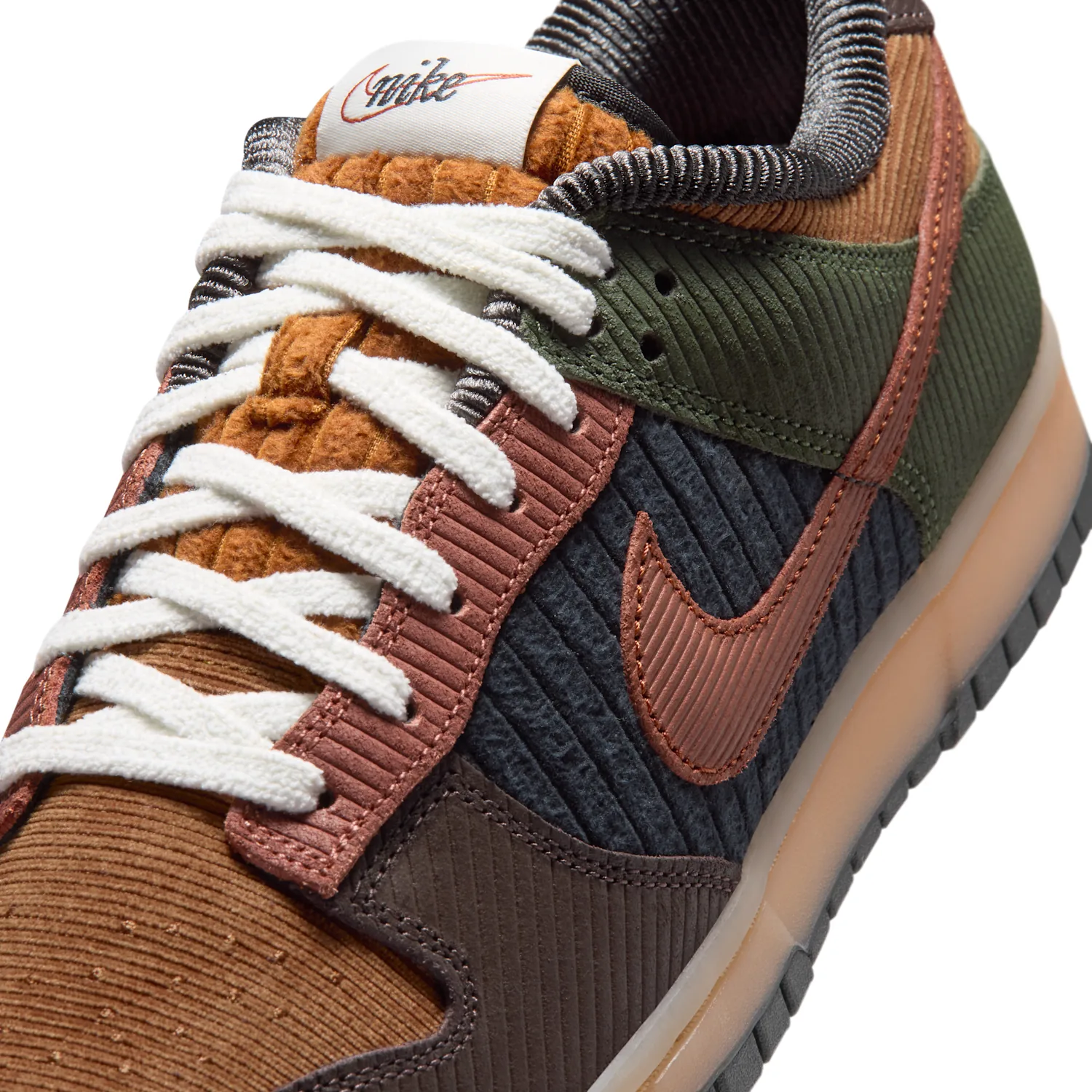 Nike Dunk Low Retro Premium image 7