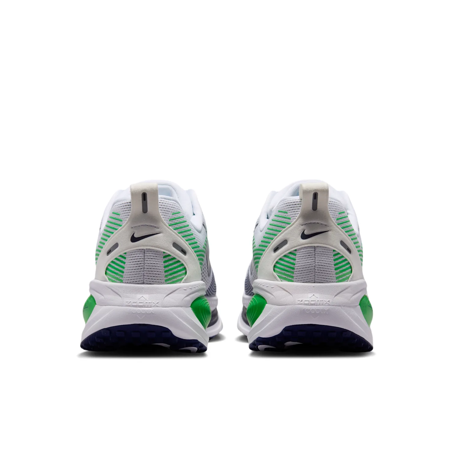 Nike Vomero 18 image 6