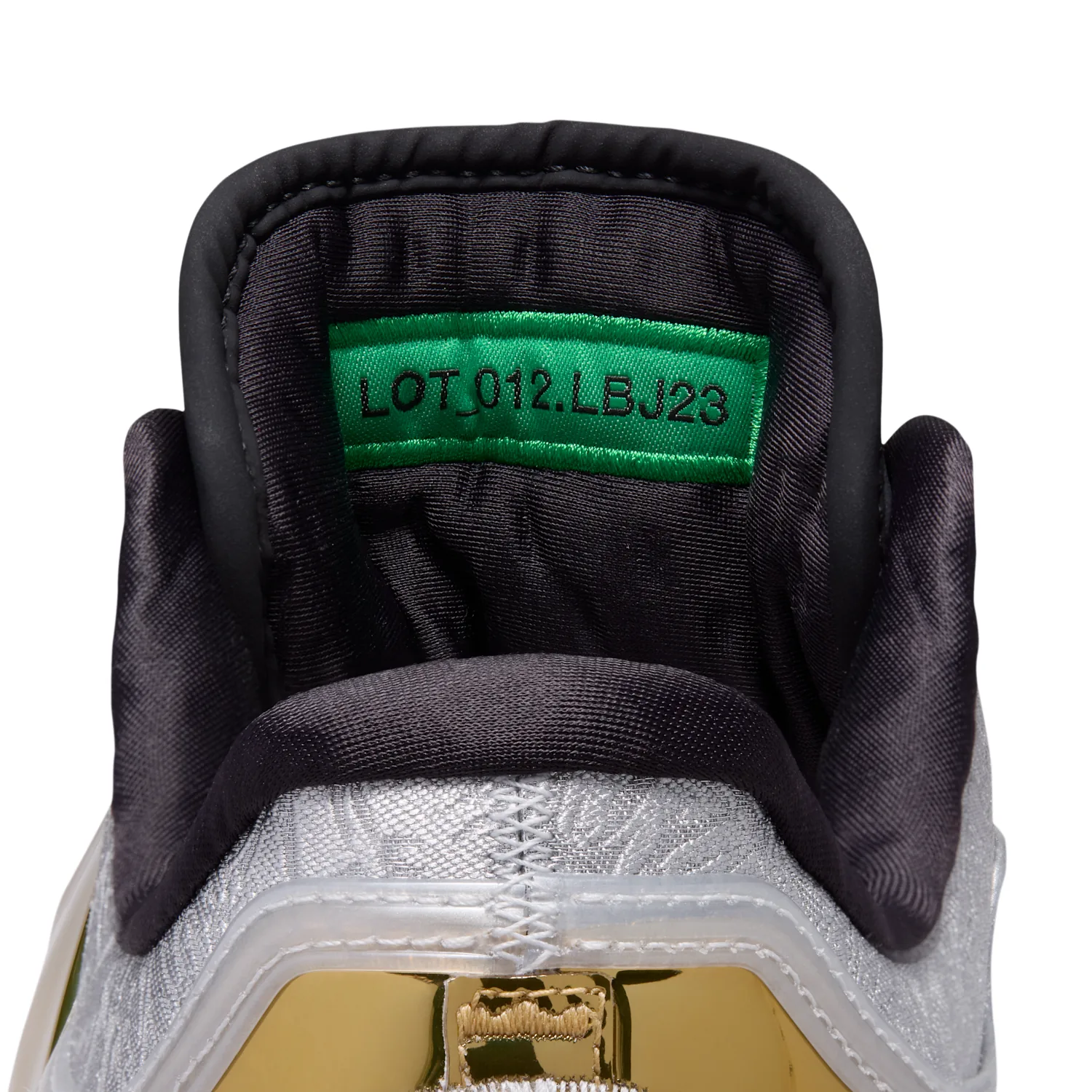 LeBron XXIII "Dreams and Nightmares" image 17