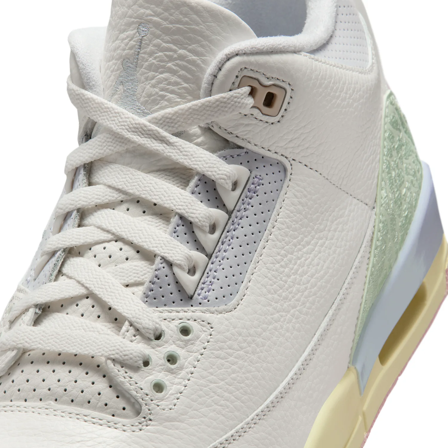 Air Jordan 3 Retro "Sail and Jade Aura" image 7