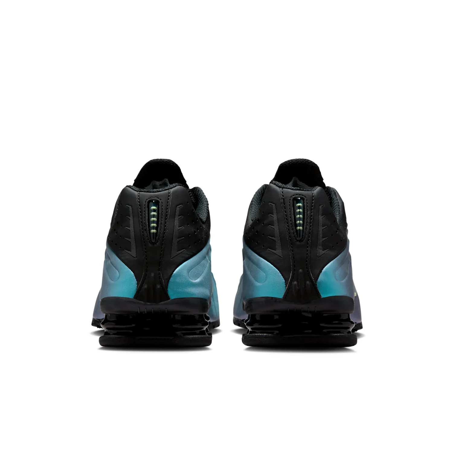 Nike Shox R4 image 6