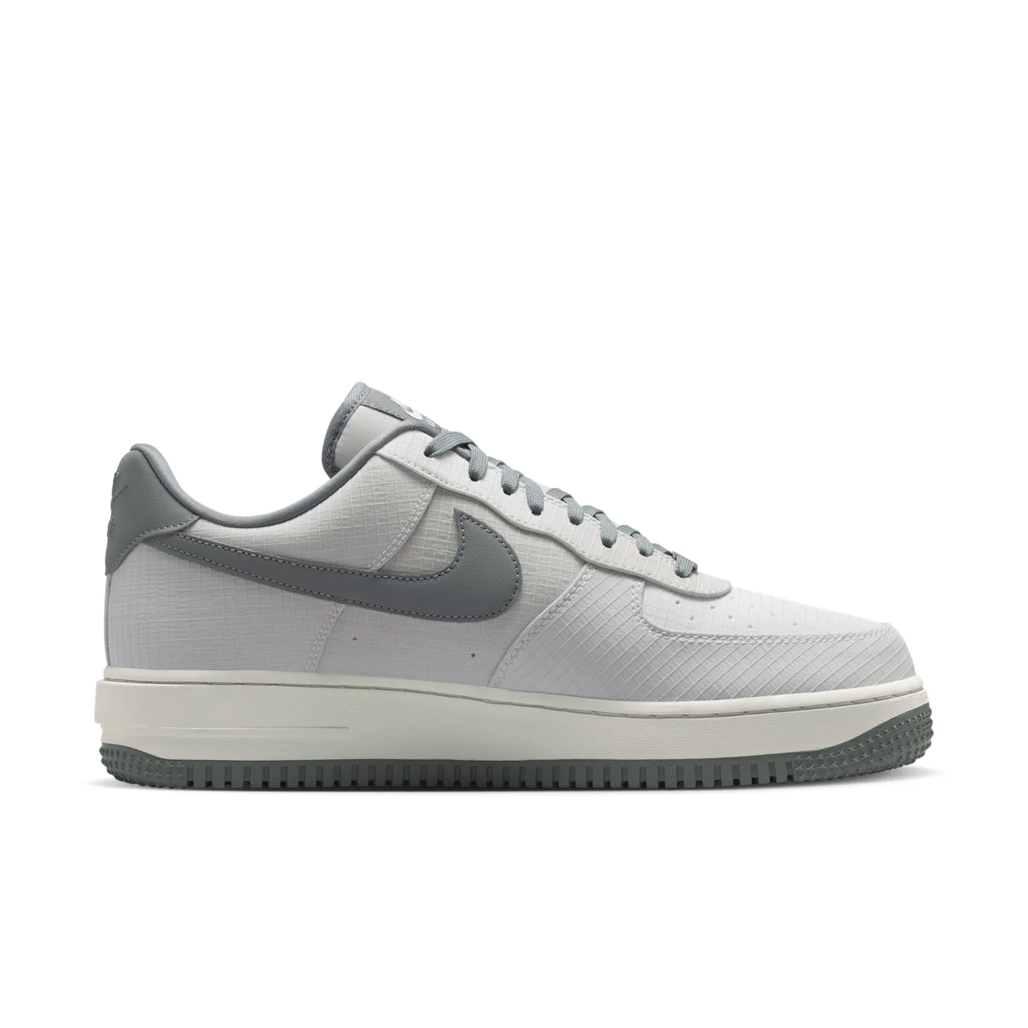 Nike Air Force 1 '07 LX Vibram image 3