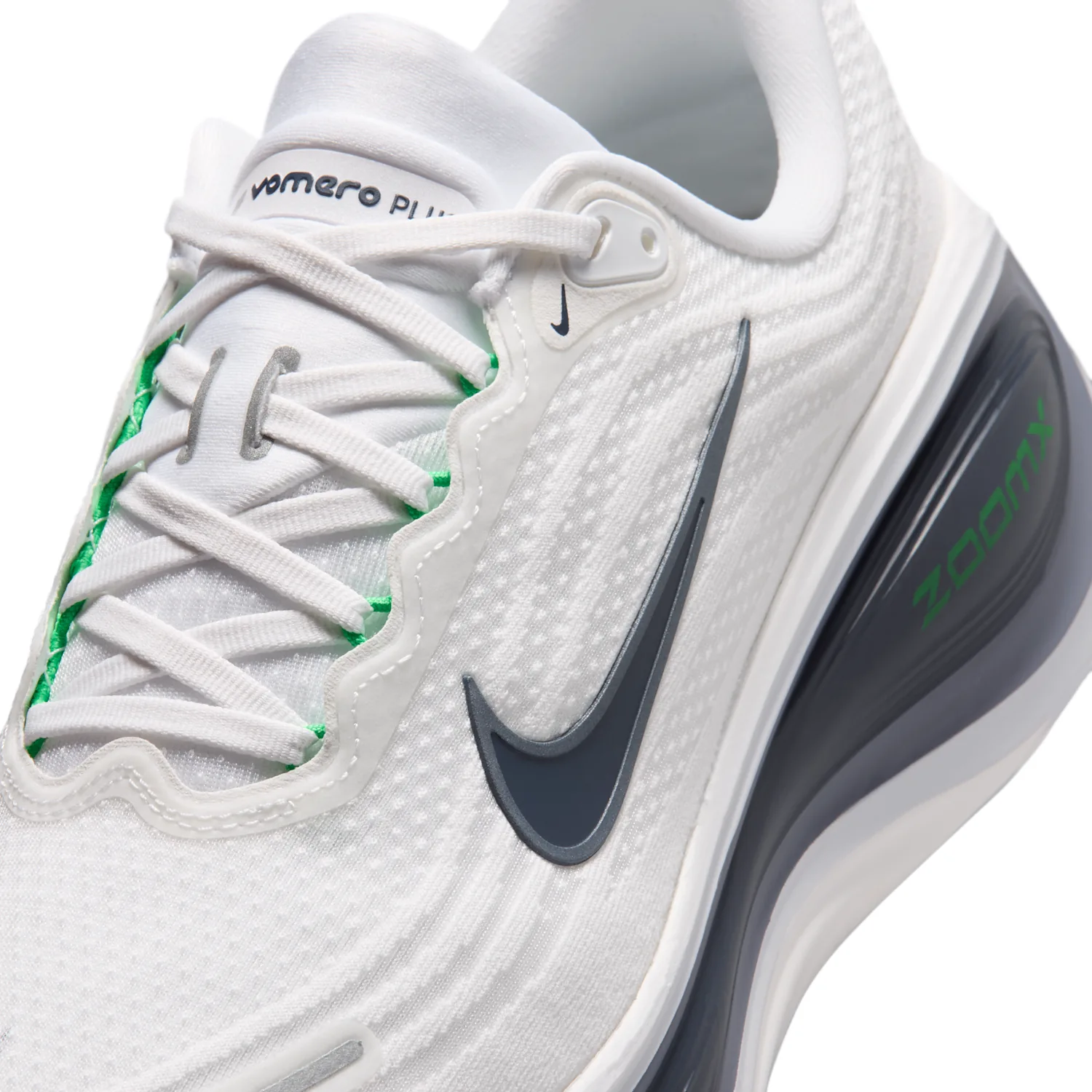 Nike Vomero Plus image 7