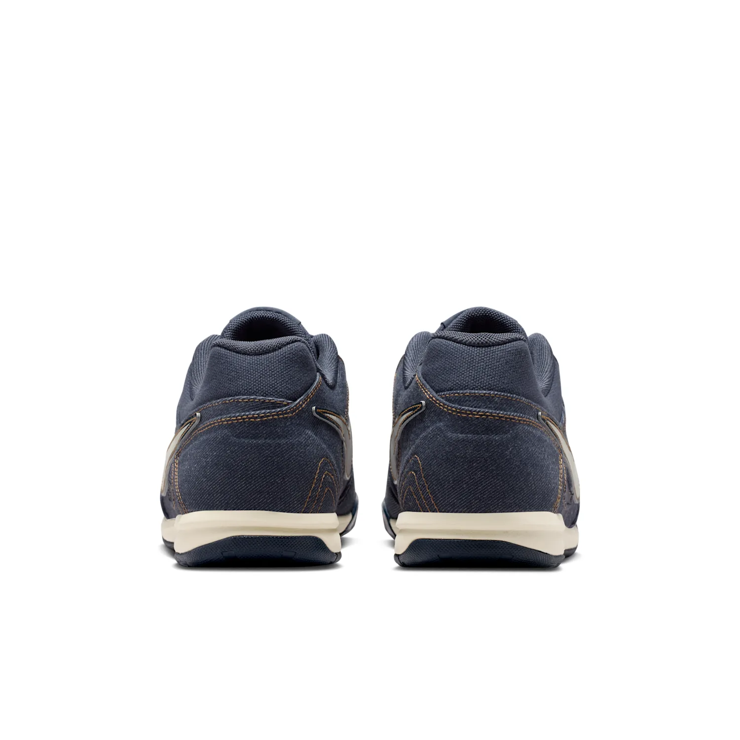 Nike Gato LV8 image 6