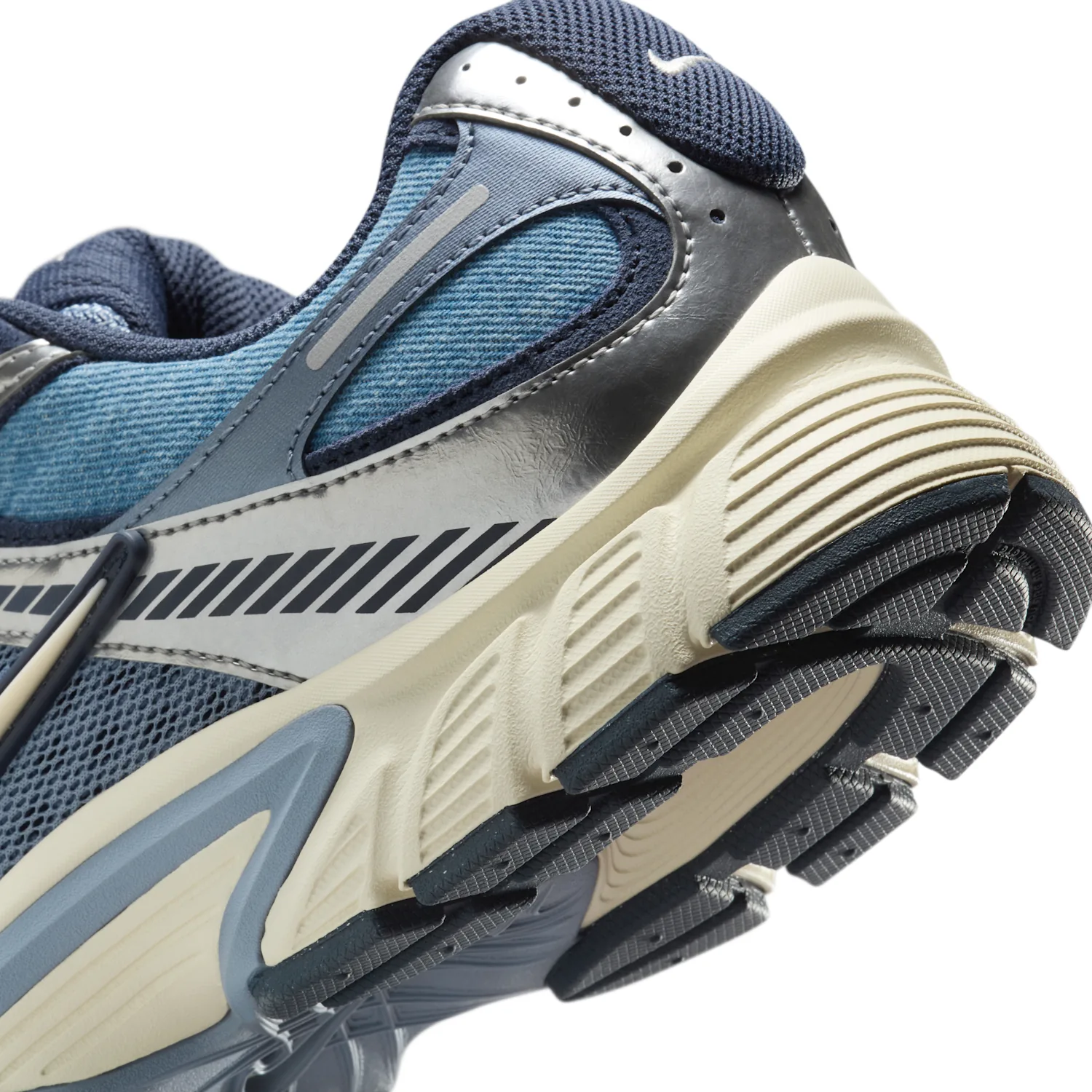 Nike V5 RNR "Denim" image 10