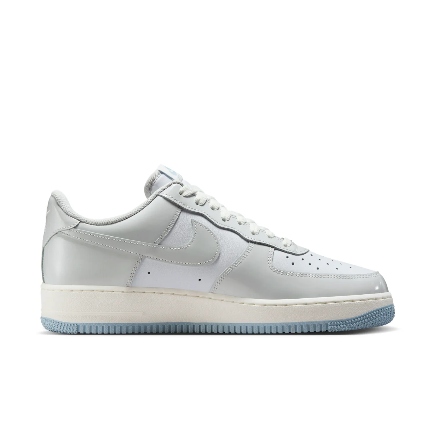 Nike Air Force 1 '07 image 3