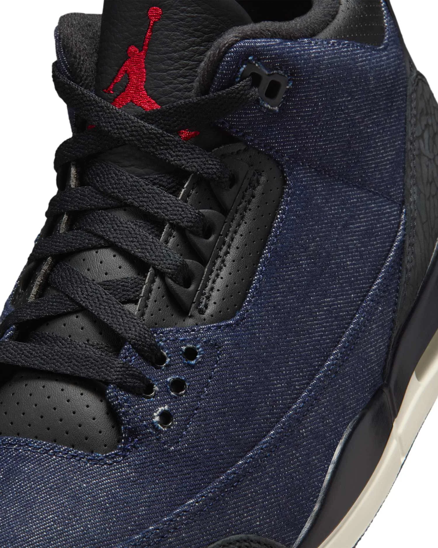Air Jordan 3 x Levi's® "Indigo and Gym Red" image 10