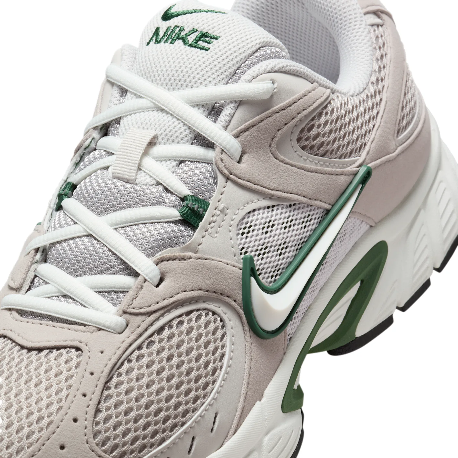 Nike V5 RNR image 9