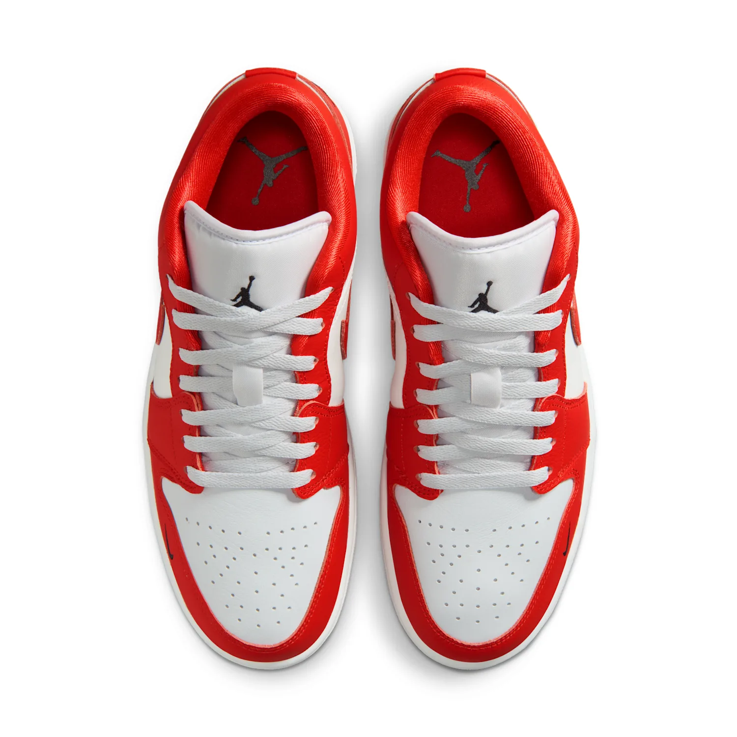 Air Jordan 1 Low SE image 4
