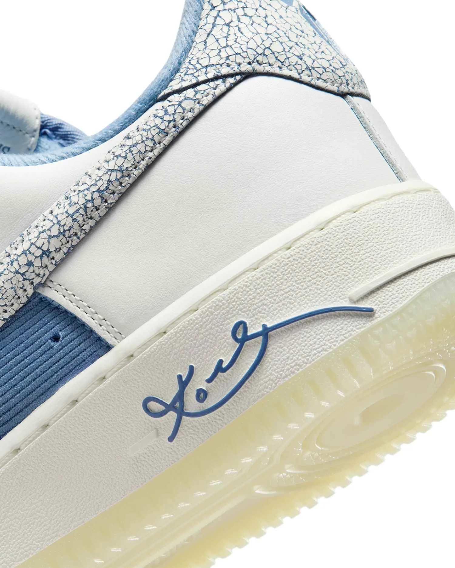 Nike Air Force 1 Protro image 8